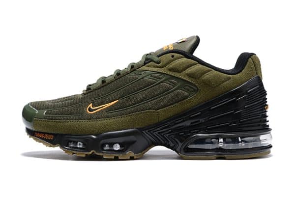 Air Max TN's Green Replica shoe. 1:1 highest quality reps. Buy high quality Fakes. High Quality Fake Shoes Website. Air Max reps.